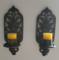 VINTAGE PAIR OF WALL SCONCE
