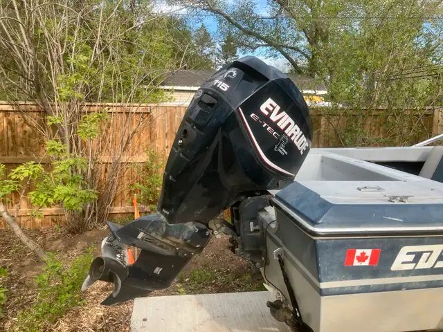 1985 Edson, 2004 Evinrude in Powerboats & Motorboats in Saskatoon - Image 4