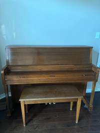 Solid oak BALDWIN piano