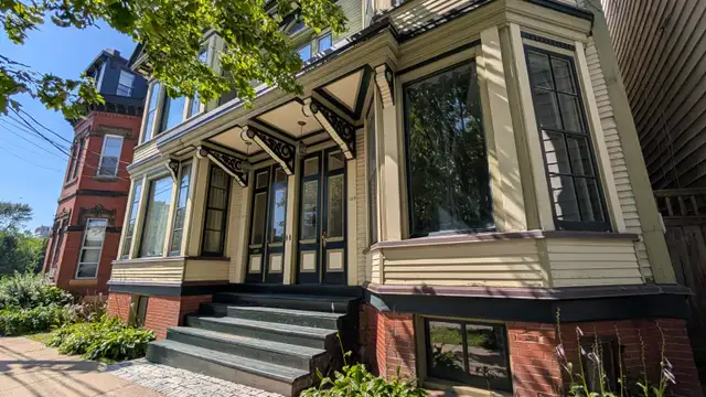 LARGE 2 + 1 Bedroom Apartment - Heart of Saint John