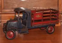 Recherche vieux camion jouet 