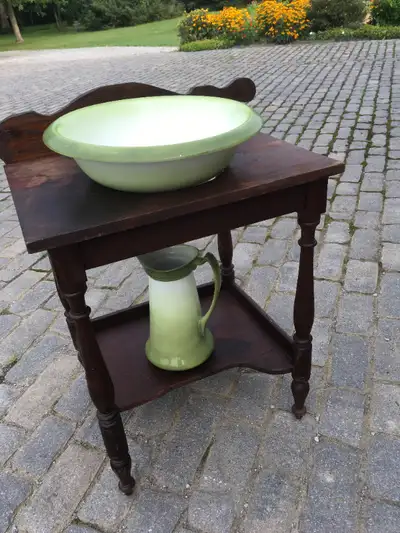 ESTATE SALE .....VINTAGE CHAIRS AND TABLES....$45 up...., View more