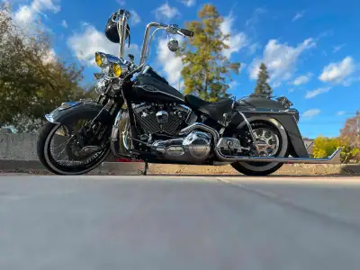 2006 Harley Softail Heritage Springer Classic - Efi Cholo/Vicla * 22,500 kms * 2 Owners * Custom Pai...