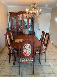 Vintage Italian 6 chair Wood Dining Room Set