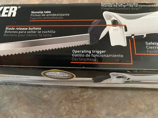 NEW IN BOX BLACK+DECKER 9-Inch Electric Carving Knife EK70063234703015683124