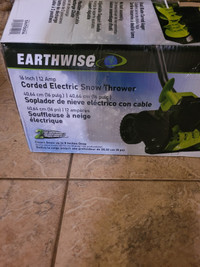 LIKE NEW! CORDED ELECTRIC SNOW THROWER
