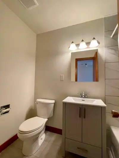 5 km to CFB Trenton . Military and Senior discount. Spacious 2 bedroom apartment with balcony locate...