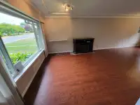 Burnaby East 5 bedroom 3 bath 2 kitchen renovated house for rent