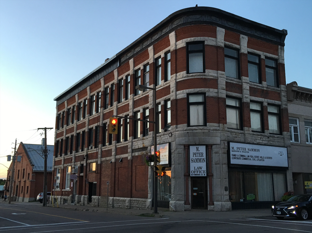 Spacious Two-bedroom Apartment in the Heart of Downtown Pembroke