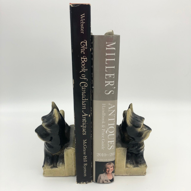 Vintage Scottish Terrier Dog Ceramic Bookends in Arts & Collectibles in City of Toronto