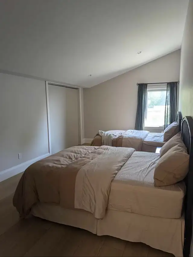 Gorgeous Cottage on Lake Simcoe in Ontario in Canada - Image 8