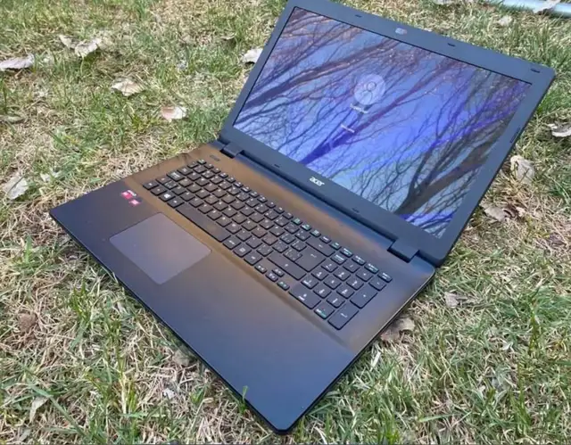 Like NEW Acer Aspire E5-721 Windows 11 Office 2023 laptop