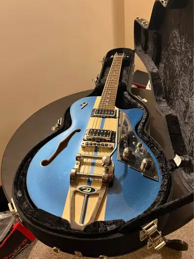 Guitar Duesenberg Starplayer TV Mike Campbell Heartbreaker 30th, View more