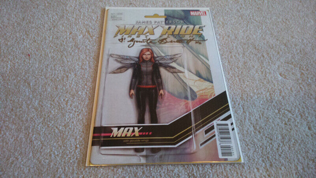 James Patterson: Max Ride First Flight #1 - Signed by Bennett in Comics & Graphic Novels in Mississauga / Peel Region - Image 2