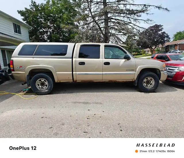 2004 GMC 2500