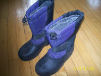 Purple Winter Boots Size 7 Adult
