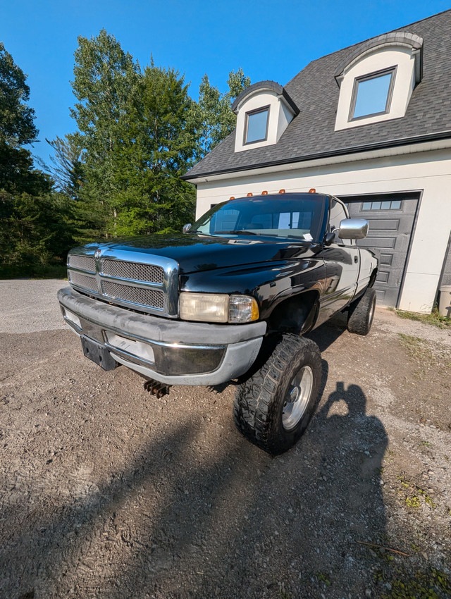 1994 Ram 2500 4x4 V10 in Cars & Trucks in Barrie - Image 3