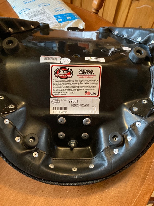 Mustang Wide Vintage 2PC Touring Seat Honda Vtx C Motorcycle Parts