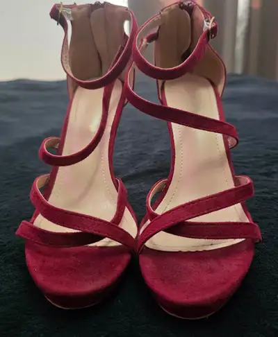 Sandales à talons bourgogne – Pointure 8.5, View more