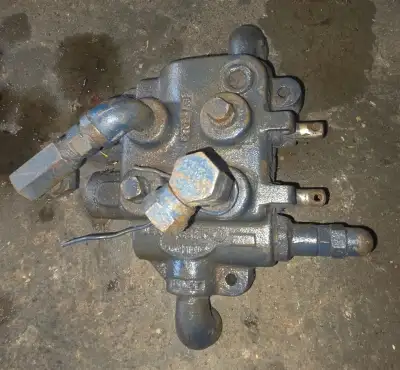 Vintage Gresen hydraulic control valve, View more