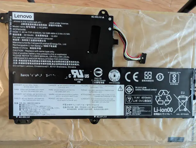 Original Rechargeable Battery for Lenovo laptop in Laptop Accessories in Oshawa / Durham Region - Image 6