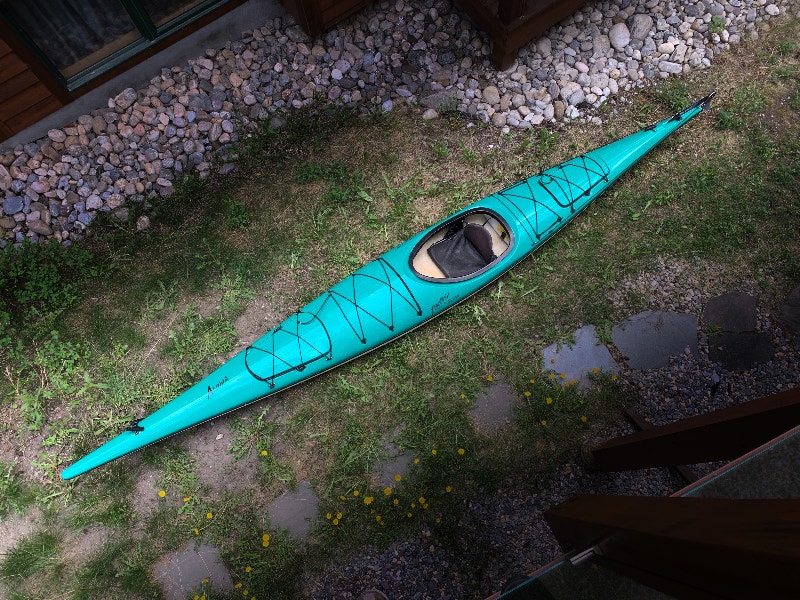 Discovery Aurora sea kayak Canoes, Kayaks & Paddles Banff / Canmore