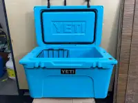 Used Yeti 45lt Cooler Blue