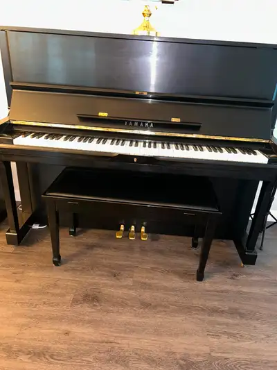 piano U1J  yamaha made in japan, View more