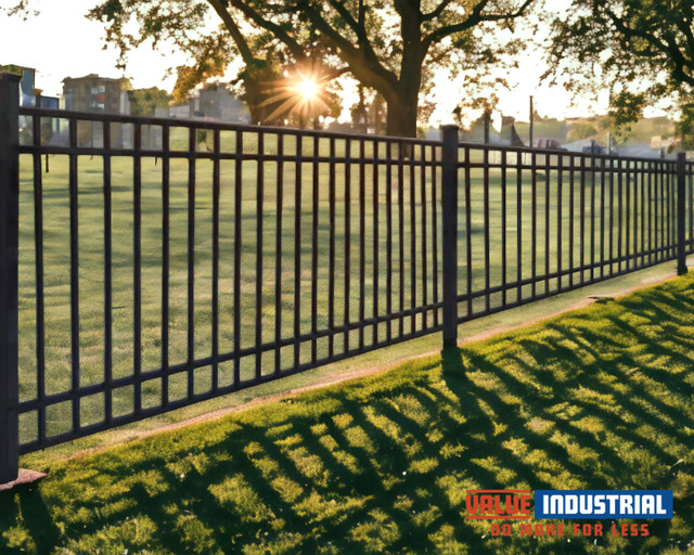 144FT Industrial Ornamental Fencing Line | 7ft×5ft in Other in Hamilton