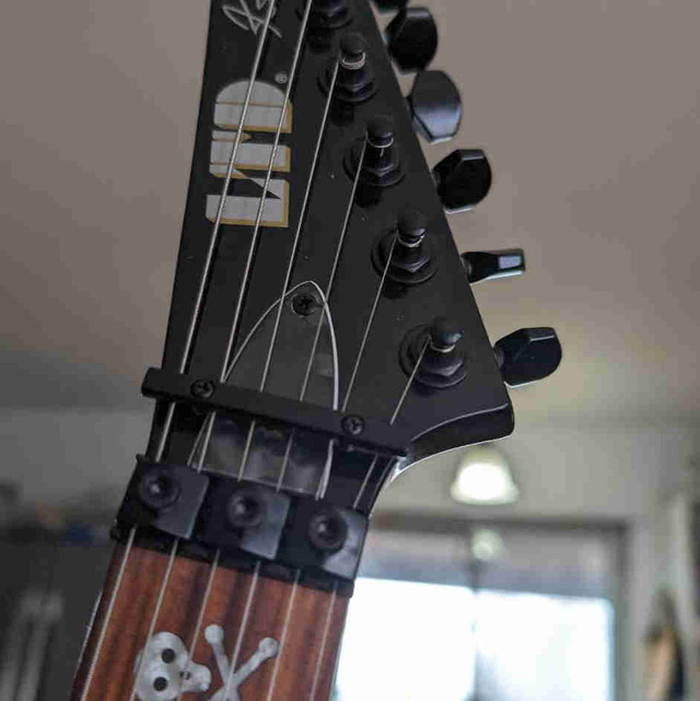 LTD KH-602 (EMG Bone Breaker) dans Guitares  à Rouyn-Noranda