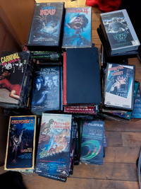 VHS tapes (horror, scifi, etc) prix variés / varied prices