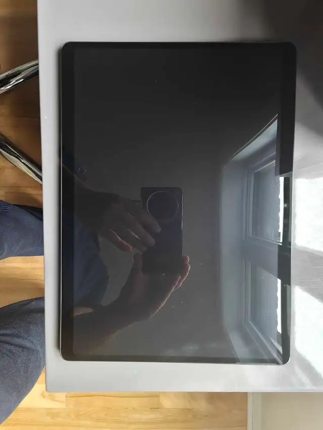 Microsoft surface pro 13 11th edition Snapdragon X Elite OLED  in iPads & Tablets in Longueuil / South Shore - Image 3