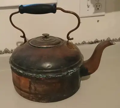 Antique GSW Large Copper Kettle, marked GSW