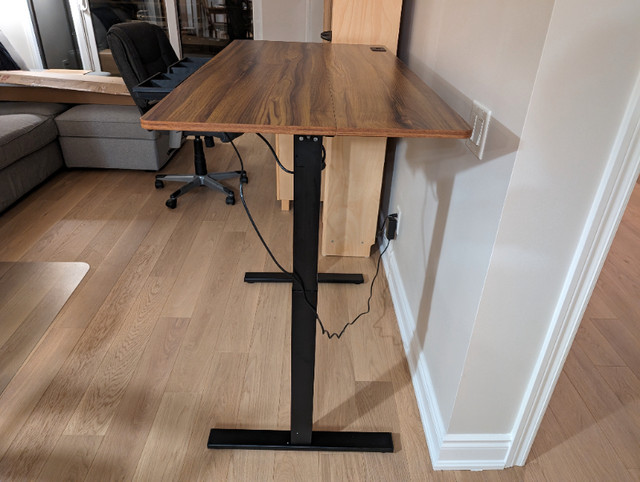 Assembled Electric Adjustable Standing Desk in Desks in City of Toronto - Image 4