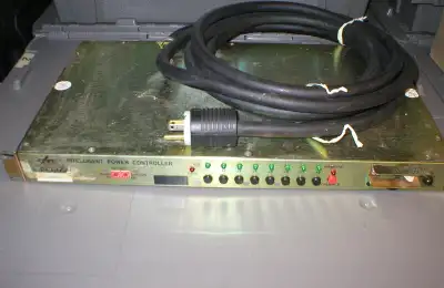 POWER DISTRIBUTION CONTROLLER BARRE ALIMENTATION RACKMOUNT, View more