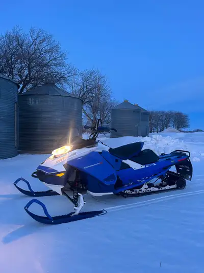 2021 Ski-Doo Backcountry X 850 146" Track 2" Lugs 4869 Miles Gen 4 Chassis Original Owner, Ice Scrat...