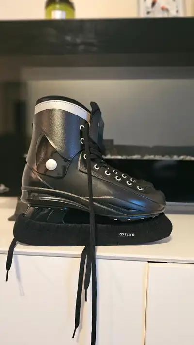 Patins à glace, View more