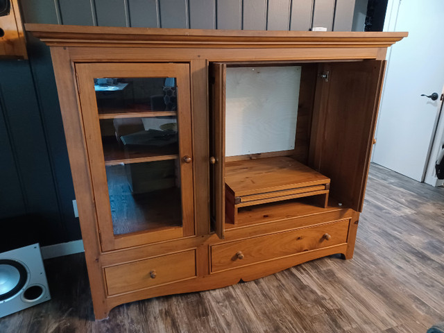 Meuble en bois massif pour bar, bibliothèque, vaisselier... dans Buffets et vaisseliers  à Laurentides