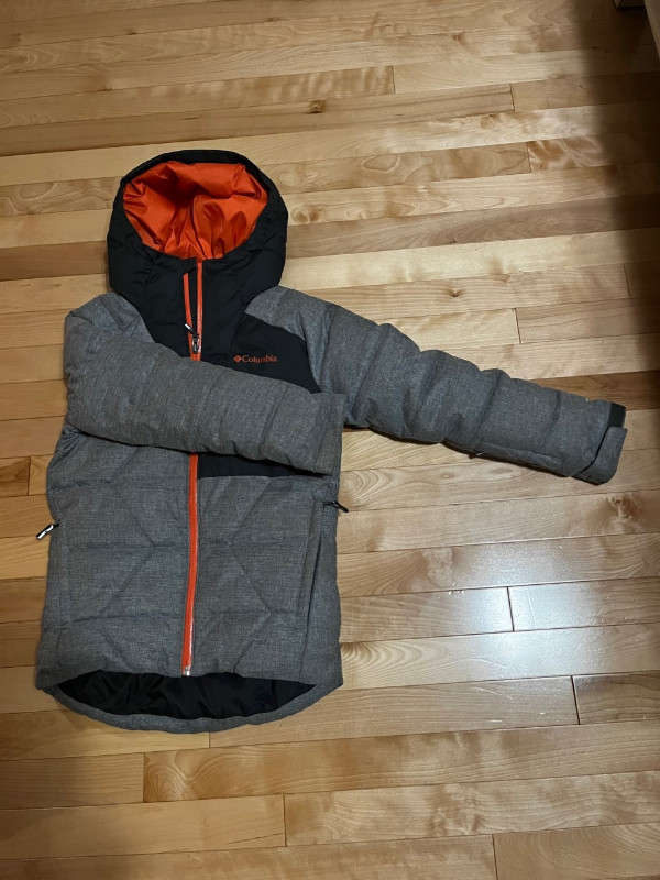 manteau garçon small Colombia neuf dans Enfants et jeunesse  à Saint-Jean-sur-Richelieu