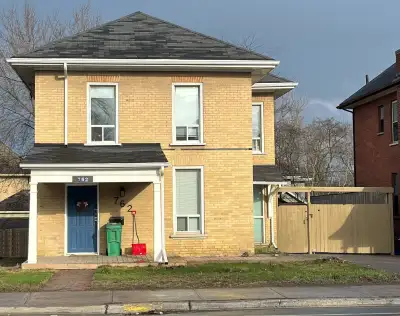 6 Bedroom, 2 Bath (762 Water St) for 6 Trent/Fleming students
