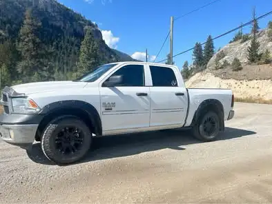 2014 ram 1500 5.7l hemi 290,000kms I bought this truck in 2020 from a dealership Primarily used on h...