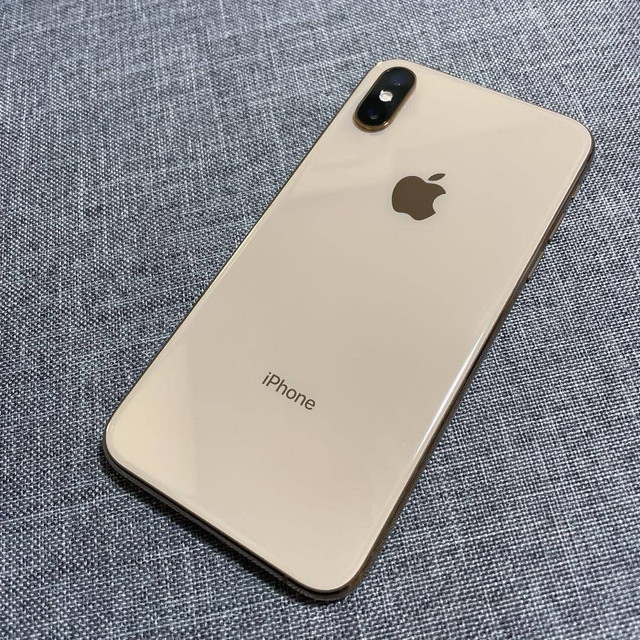 iPhone XS Max  64GB in Cell Phones in Windsor Region