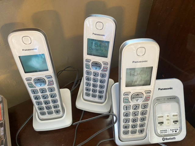 Panasonic Cordless Phone System  in Home Phones & Answering Machines in City of Toronto