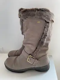 Denver Hayes women’s winter boots 
