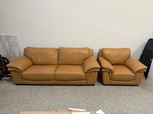 Leather Sofa and Chair in Couches & Futons in Penticton - Image 2