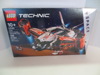 Lego  Technic:  VTOL  Heavy Cargo  Spaceship  LT81