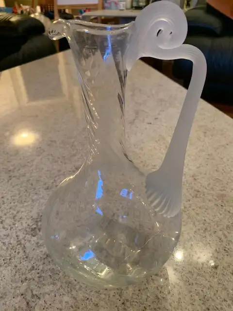 Crystal Glasses & Pitcher in Kitchen & Dining Wares in City of Montréal - Image 2