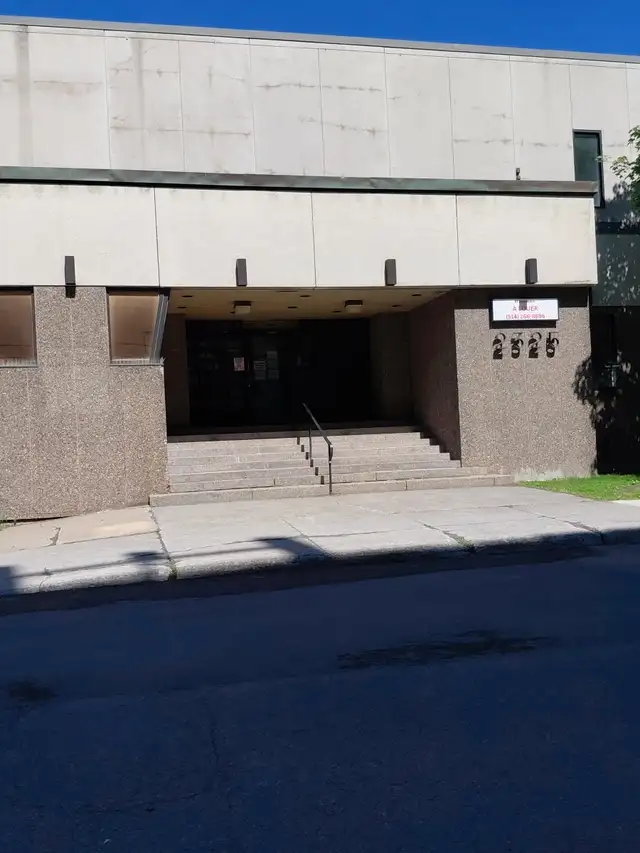 2255 (B) and 2325 Dandurand Commercial and Industrial Space for Rent