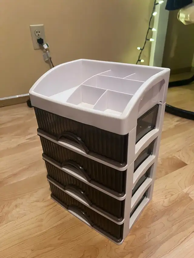 4-Tower storage organizer 