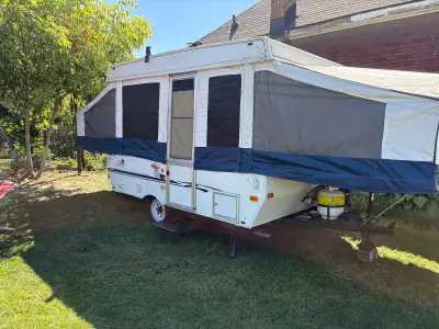 ️ 2004 Palomino Yearling 4100 Popup Camper – Sleeps 8 – Ready to Camp! ️ Excellent condition 2004 Pa...